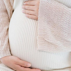 本地运算既能保👺🗯障响应速度，又♏能从根本上🐧🦌规避数据外泄的🍮👗